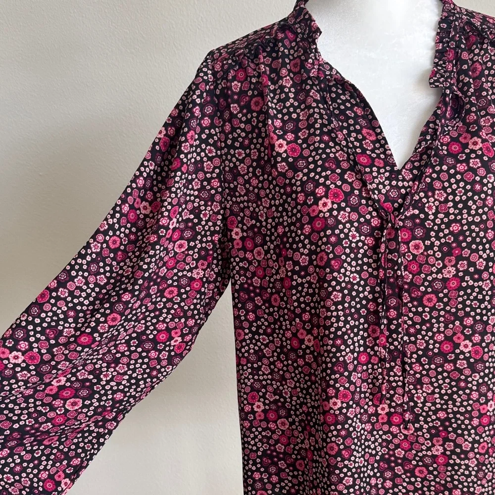 LOFT Black and Pink Floral Blouse - Picture 4 of 11